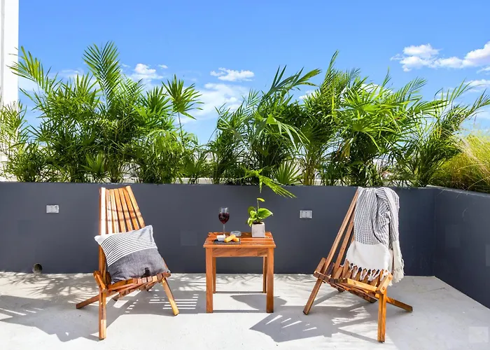 Ocean Boutique Condos